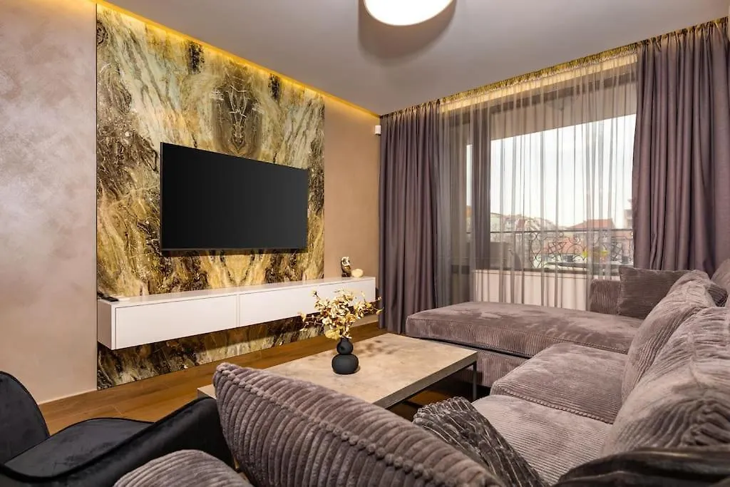 Διαμέρισμα Central Victoria Home 2-Bedroom Apt Φιλιππούπολη